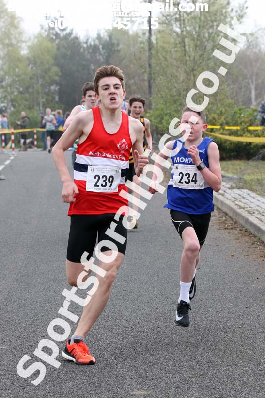Boys and girls under-15s road race, 2019 Elswick Harirers Good Friday Road Relay, Newburn, Newcastle. Photo:  David T. Hewitson/Sports for All Pics
